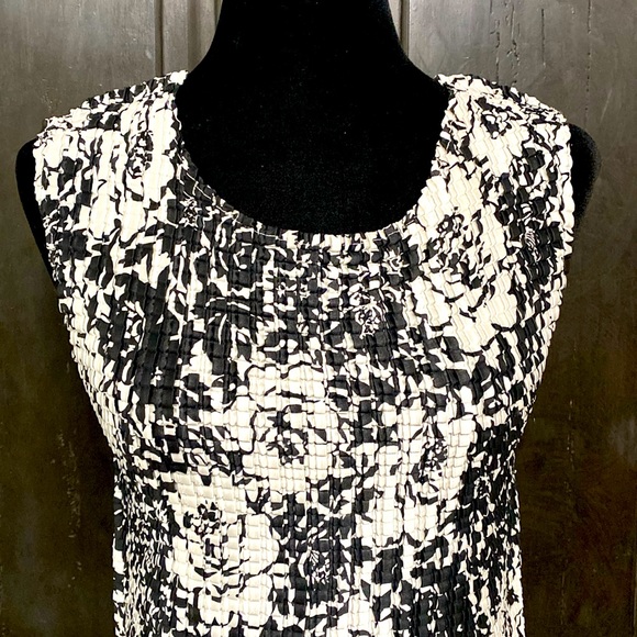 George satin black/white tank top - Size medium - Picture 4 of 9